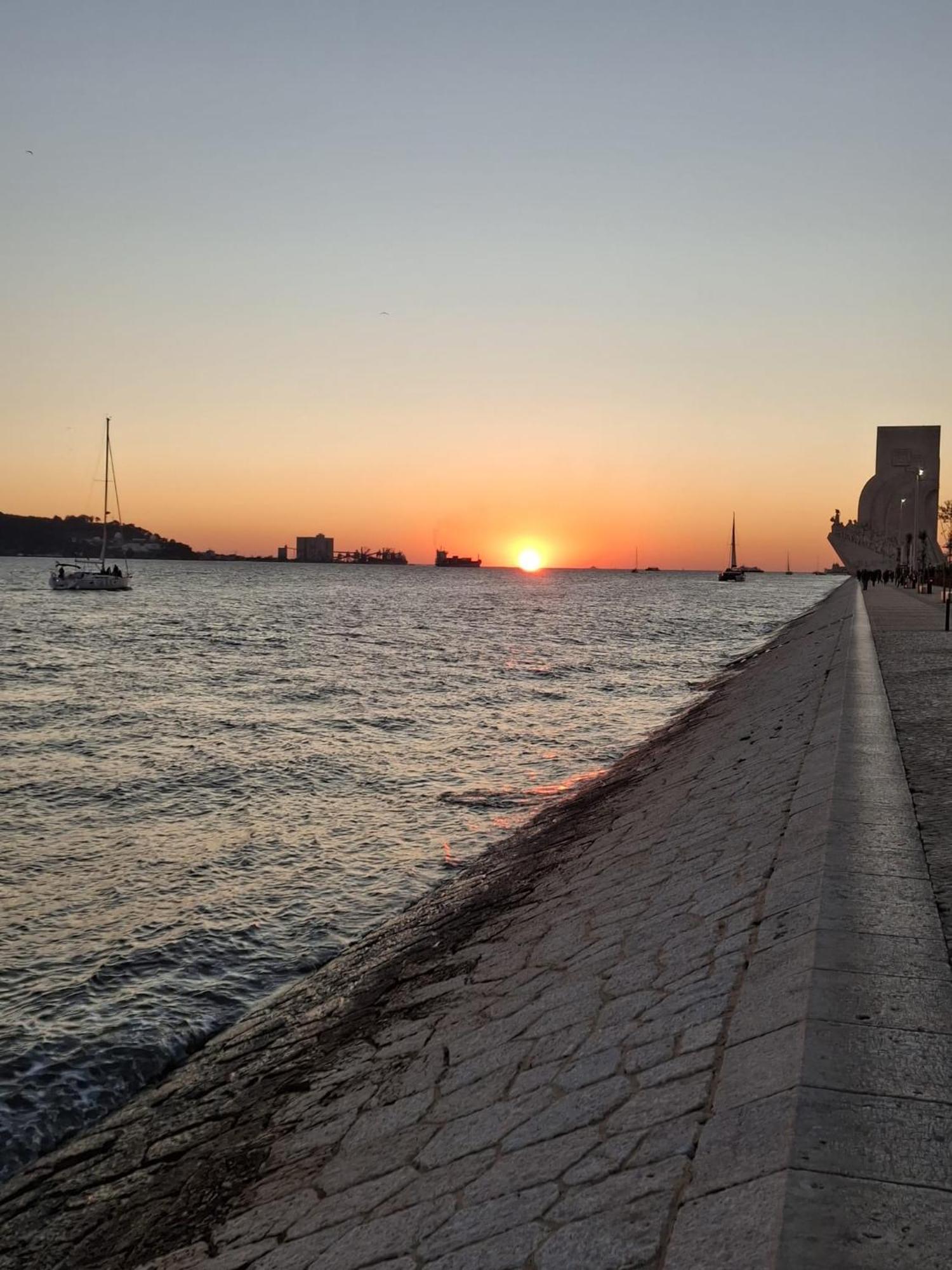 Apartment River View Penthouse Lisbon